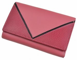 Dámska ružová/červená kožená peňaženka strednej veľkosti
