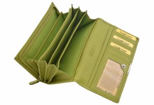 Dámska kožená peňaženka zelená farba